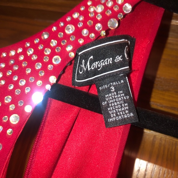 Morgan & Co. Red and Sparkle Formal Gown NWT Dress size 3 - Picture 5 of 6